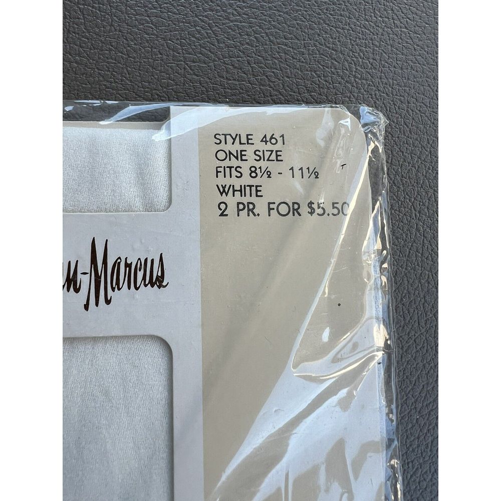 Vtg Neiman Marcus Pantyhose Sheer Style 461 One Size White New — image 2 of 5